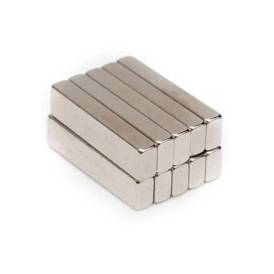Συνθετικός μαγνήτης νεοδύμιου F50x10x4mm για βιομηχανικές εφαρμογές