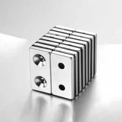 10000 Gauss N52SH Δυνατός μαγνήτης μπλοκ με 2 τρύπες Neodymium NdFeB υλικό