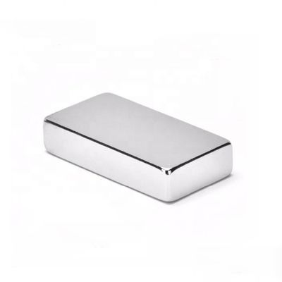 80C-220C Ανθεκτικός στις θερμοκρασίες N52 40x20x10 Μαγνήτης νεοδύμιου με επικάλυψη από νικέλιο