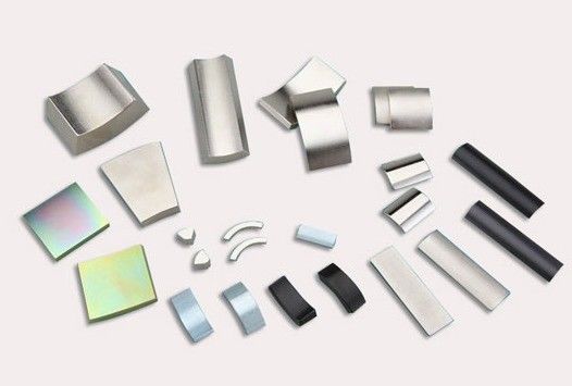 Τεχνικός μαγνήτης μόνιμος SmCo ALNICo Ferrite Neodymium Magnetic Materials