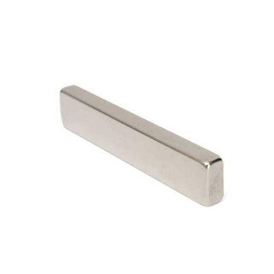 Συνθετικός μαγνήτης νεοδύμιου F50x10x4mm για βιομηχανικές εφαρμογές