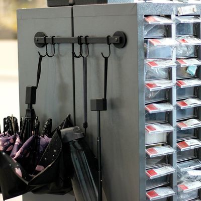 Εξωτερικό ψυγείο για οικιακό χρήση Μαγνητικό ράφι εργαλείων μπάρμπεκιου με μαγνήτη νεοδαιμίου 6 γάντζους και χάλυβα