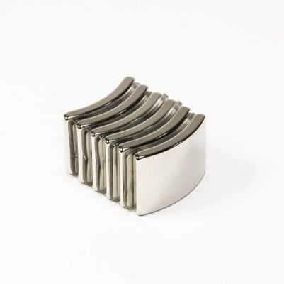 Κύρια υλικά NdFeB Super Strong Magnet Neodymium Arc Segment Magnets για κινητήρα BLDC