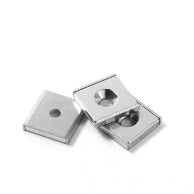NdFeb μπλοκ μαγνητικού χάλυβα κανάλι POT με 1 Countersunk τρύπα για την βιομηχανική επεξεργασία