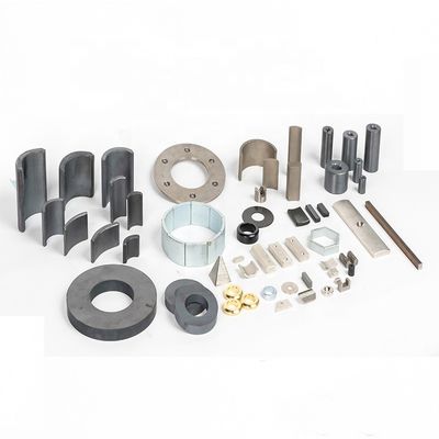 ±0,05 mm Ανεπάρκεια D200x110x20 mm C8 μαγνήτης δακτυλίου φεριτίου για υπηρεσία επεξεργασίας ομιλητών
