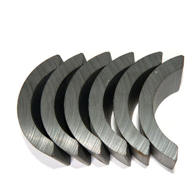 ±0.01mm Ανεκτικότητα πλήρους βαθμίδας Ferrite Arc Ceramic Curve Magnet για κινητήρα