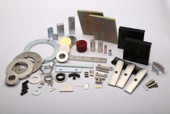 Στρογγυλοειδής NdFeB μαγνήτης Super Strong N35 N52 Neodymium block μαγνήτες για βιομηχανικά