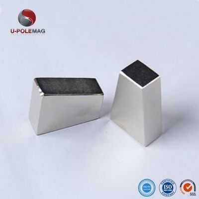 34.66g βαθμός NdFeB υψηλή θερμοκρασία 150 Centigrade 48SH NdFeB μαγνήτες με σχήμα τραπεζιού