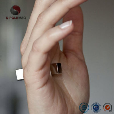 ±1% Ανεπάρκεια N35 N52 5mm Cube Neodymium Magnet 1,14KG Τράβηξε με το σύστημα ISO9001 2000