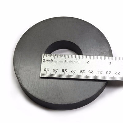 Προσαρμοσμένο Y35 Ferrite Magnet Διαμετρικά μαγνητισμένο δαχτυλίδι για επαγγελματία ομιλητή
