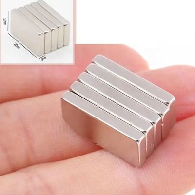 Στρογγυλό λεπτό μαγνήτη 20x10x3mm 3.3kg Δύναμη για μέγιστη θερμοκρασία εργασίας 80 Centigrade