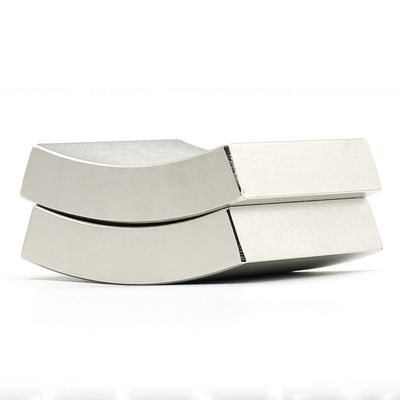 Βιομηχανικός μαγνήτης Ακριβής ανοχή /-0,05mm Super Strong Arc σχήμα Μόνιμος Neodymium ηλεκτρικός μαγνήτης κινητήρα